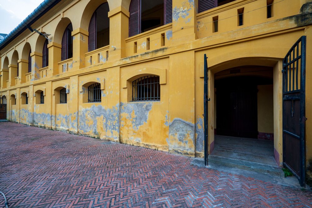 Hoa Lo Prison museum entrance