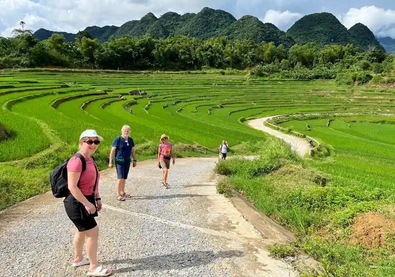 Trekking through Pu Luong rice terraces in Thanh Hoa province