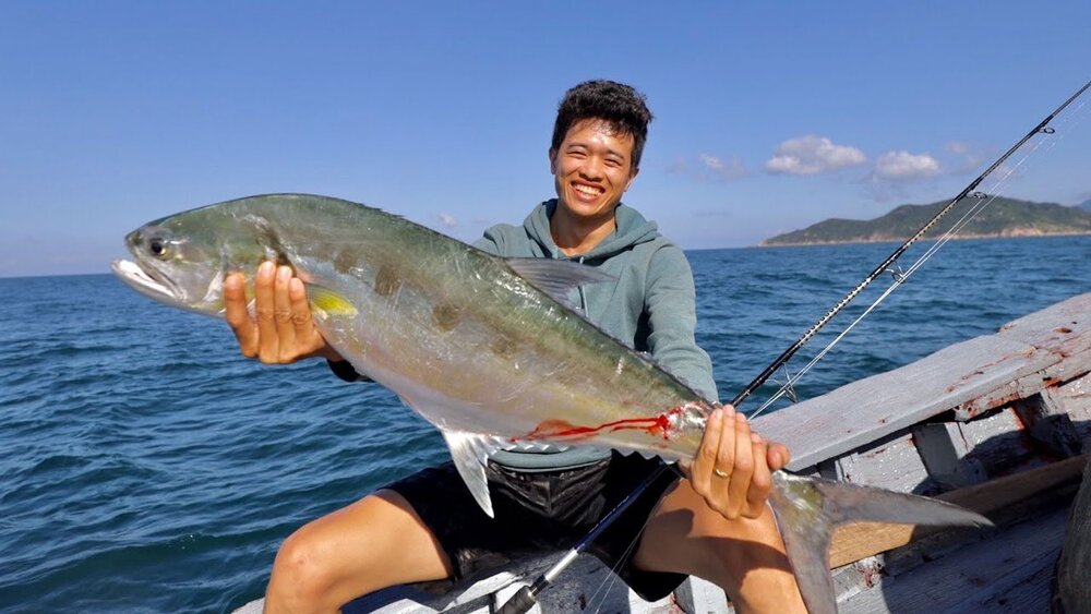 Fishing trip near the Cham Islands, Da Nang