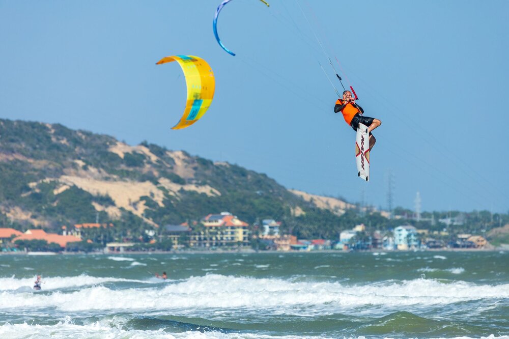 Kitesurfing & Water Sports — Vietnam