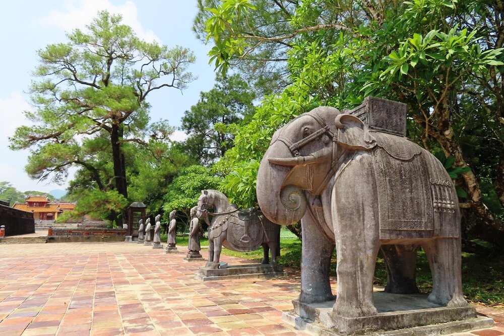 Minh Mang Royal Tomb stone sculptures, Hue