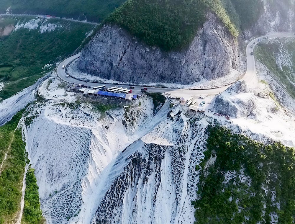 Thung Khe Pass (White Stone Pass) — Mai Chau, Vietnam