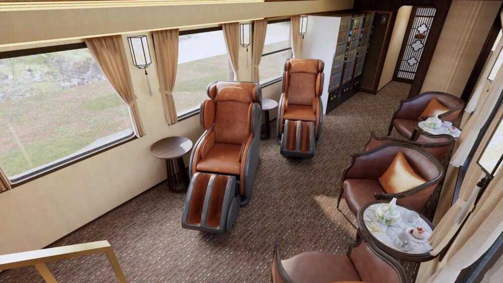 360-degree rotating seats on the Hue–Phong Nha tourist train