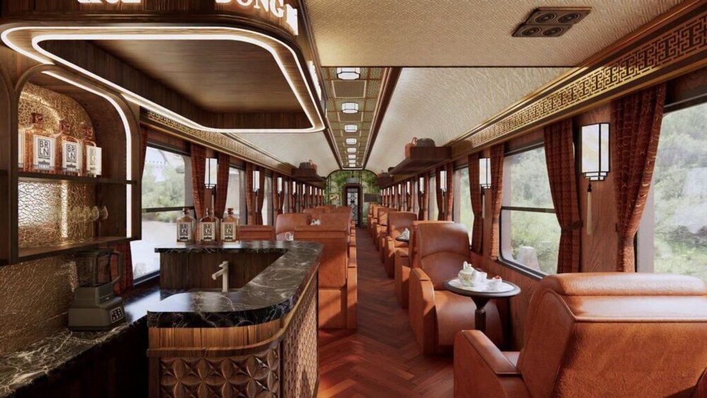 The new Hue–Phong Nha tourist train