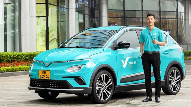 Xanh SM electric taxi, Vietnam's most common metered cab service